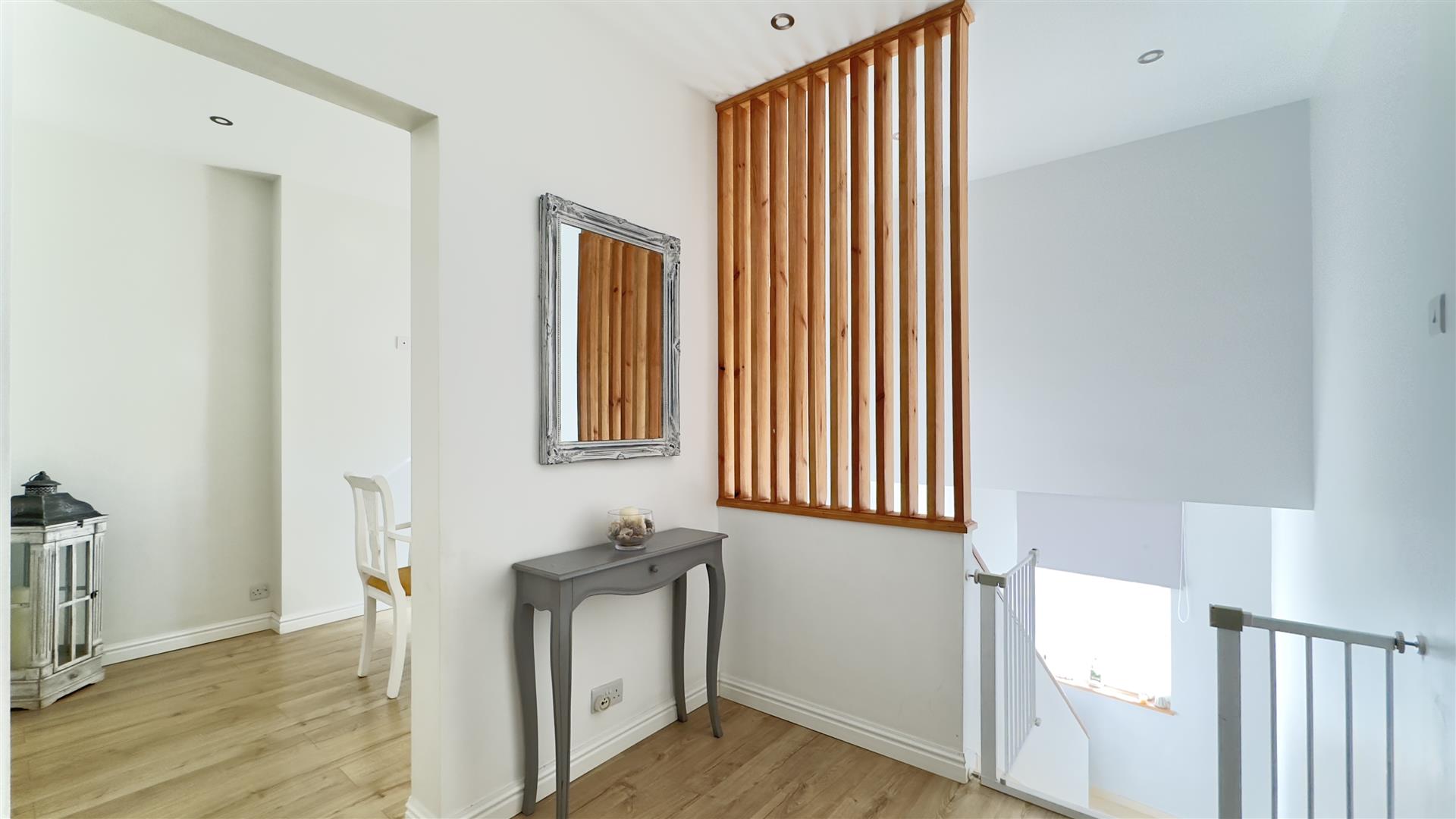 Image of House - 3 Bedrooms - 1 Bathrooms for Sale in South District-Gibraltar, Image 9